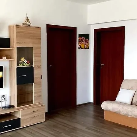 Apartament Goldenbeach Mamaia Nord דירה